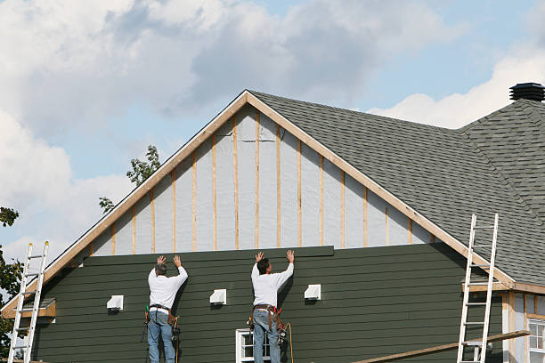 Professional Siding Installation technician working in Strasburg, CO